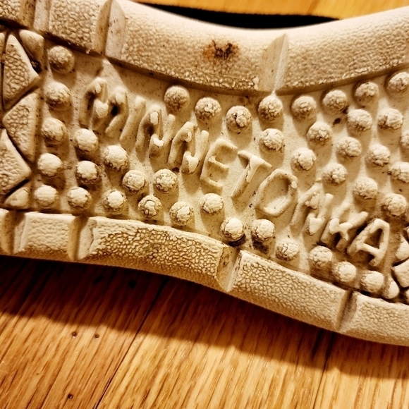 Minnetonka Black White Discover Woven Slipper Slip On Shoe Women's Size 10 M EUC - Picture 12 of 14